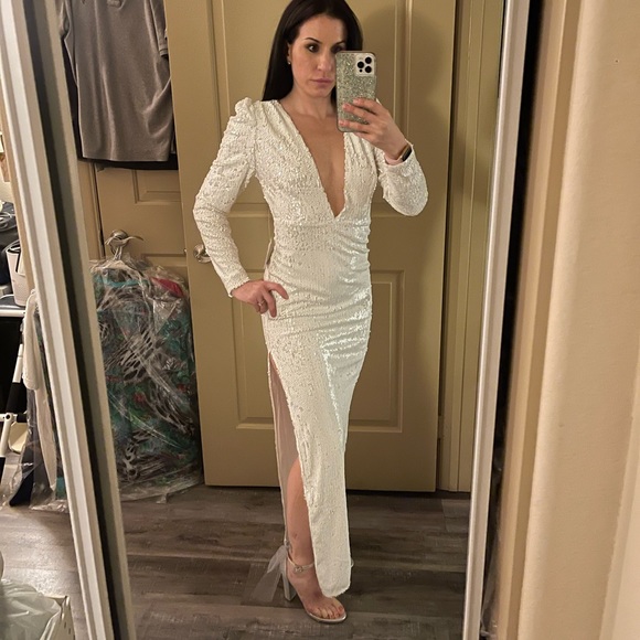 Lulus “Shimmer in your Eyes” long sleeve dress - Picture 5 of 5